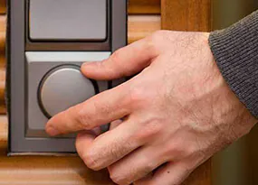 Hand an Dimmschalter